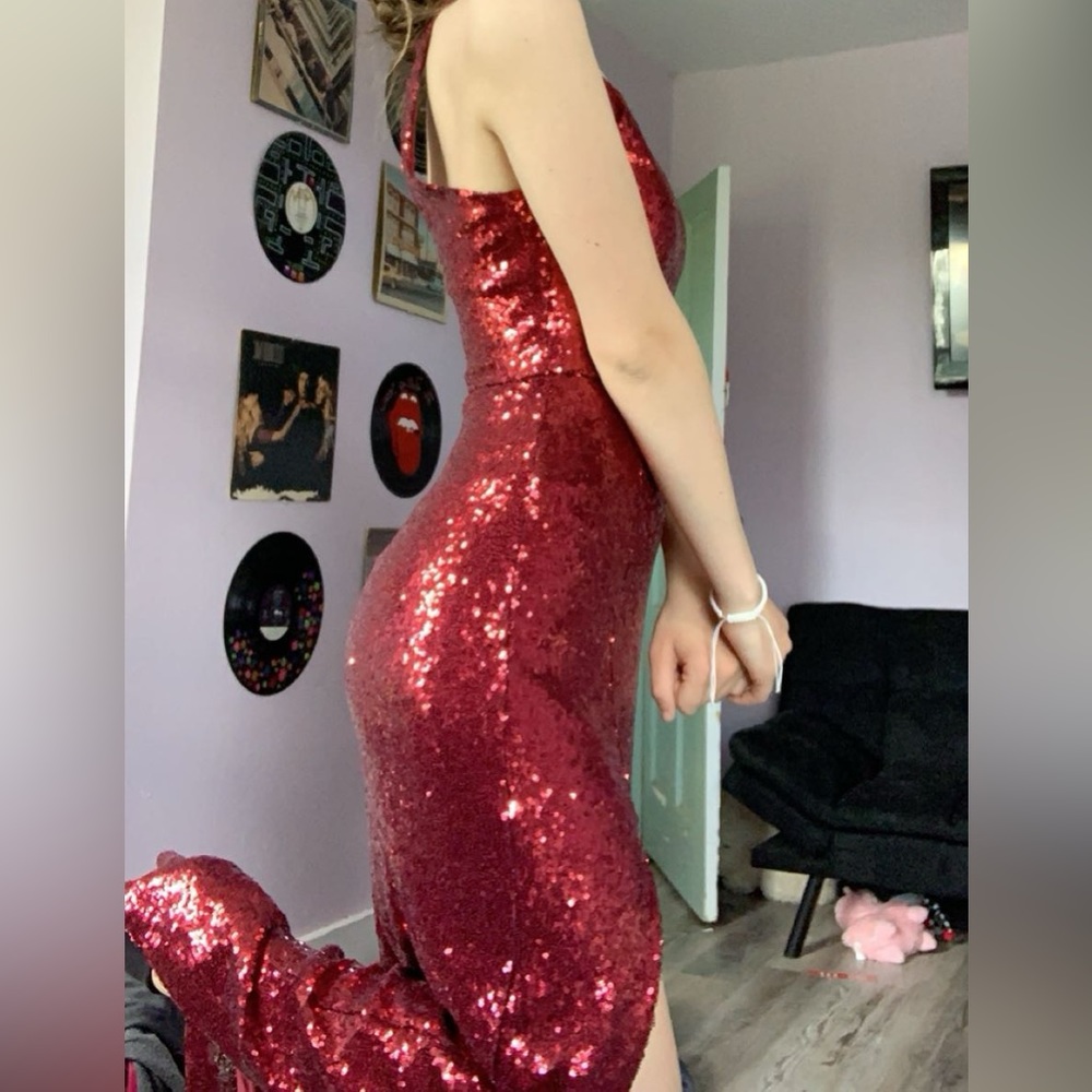 Prom Dress! - Picture 3 of 3